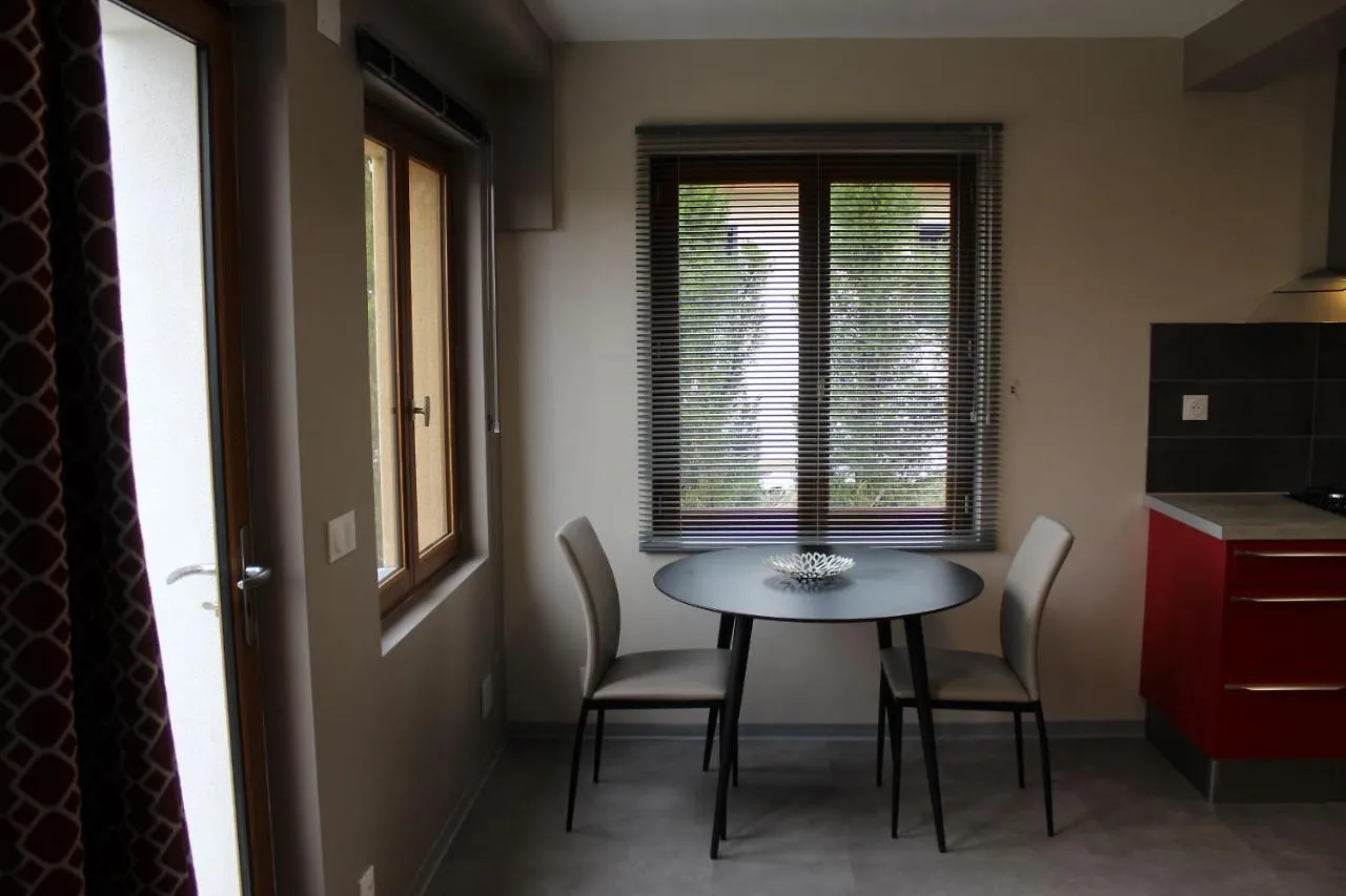 Апартаменты Appartement Entre Sisteron Et Gorges De La Meouge 